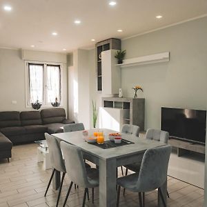 Arche Rooms And Suites